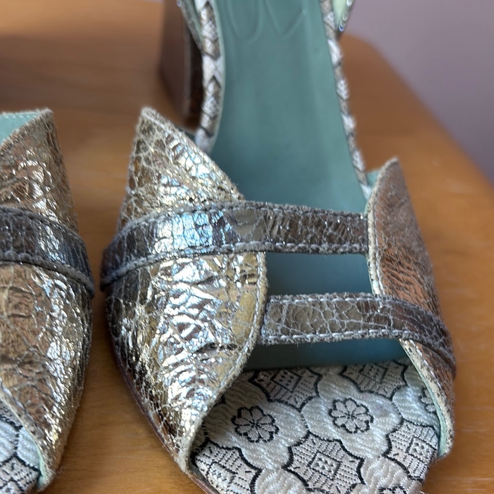 Paola Arcano Italy Silver Shoes 39